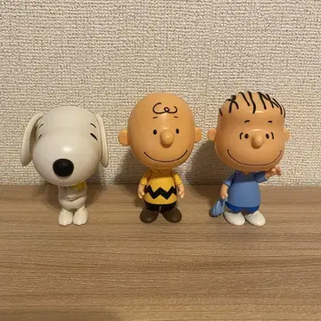 스누피 피규어 3개 세트