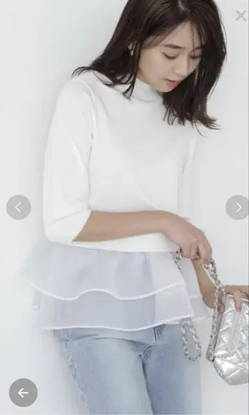 내추럴 뷰티 베이직 화이트 레이어드 오부 소매 상의