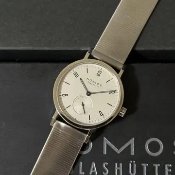 노모스 탄젠트 스포츠 일본 한정판 NOMOS