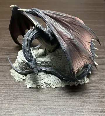 밀라보레아스 b상