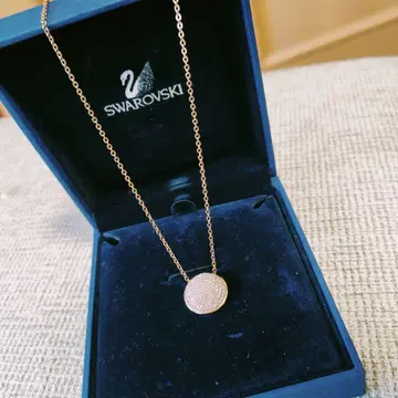 Swarovski 골드 반짝이는 라운드 핑크 펜던트 목걸이