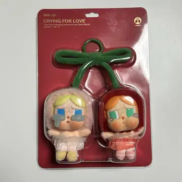 POPMART 클라이베이비 체리 봉제 인형 펜던트