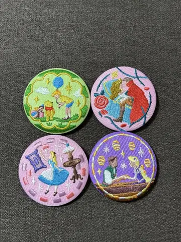 디즈니 캐릭터 자수 캔뱃지 4개 세트