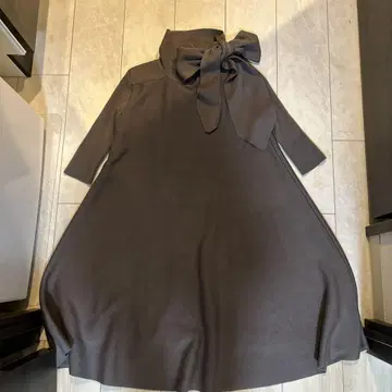 FURFUR 그레이 리본 포함 원피스 ONE SIZE