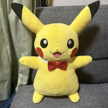 피카츄 봉제 인형 빨간색 나비 넥타이
