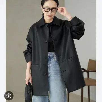이번 시즌 새상품 플라주 Leather Like Car 코트 블랙 38