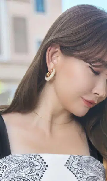 Melange Hoop Earrings Herlipto