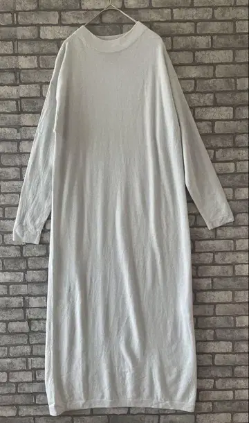 GALERIE VIE 라이트 웜 울 벨티드 니트 원피스