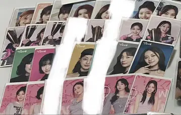 TWICE 오프라인 복권 묶음 판매
