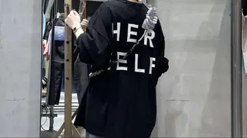 니코앤드 백 로고 가디건