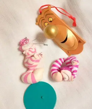 디즈니 원더랜드의 앨리스 Wonderland 피규어 오너먼트