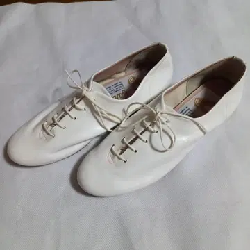 파르팔레 발레 슈즈 화이트 레이스업