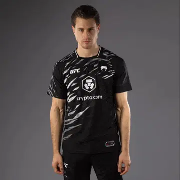 UFC Fusion by Venum Authentic Black