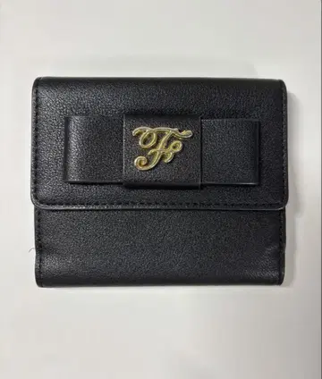 Maison de FLEUR 리본 포함 블랙 접이식 지갑