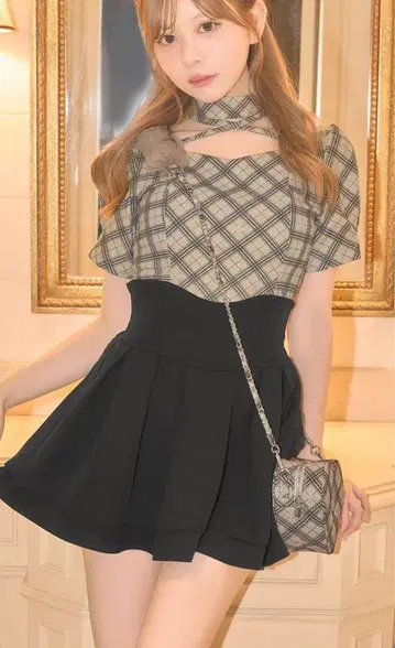 미셸 마카롱 슬림 레그 스커트 S 사이즈 블랙
