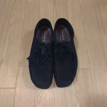 Clarks 왈라비 블랙