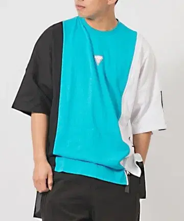 익명 배송 당일 발송 돌먼 슬리브 배색 T셔츠 빅 실루엣