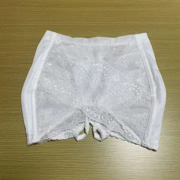 브라이덜 이너 SS TheD 클라우디아 깔끔 워커