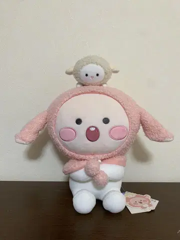 카카오프렌즈 러블리 피치의 봉제 인형