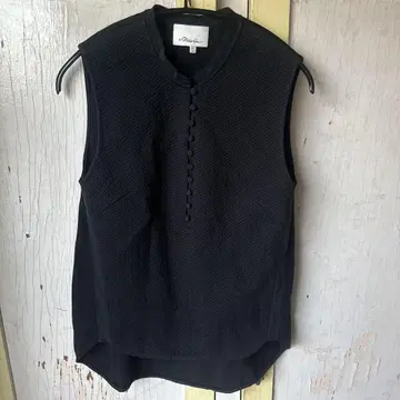 3.1 필립림 블랙 슬리브리스 XS