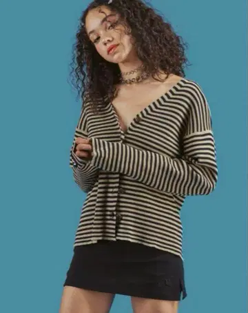 UNIF 유니프 보더 가디건