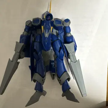 반다이 HG 마크로스 시리즈 1/100 YF-21 기본 조립품