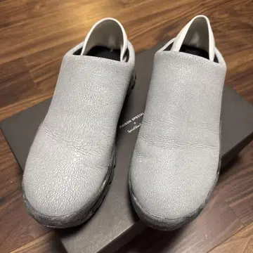 MAISON SPECIAL 그레이 슬립온