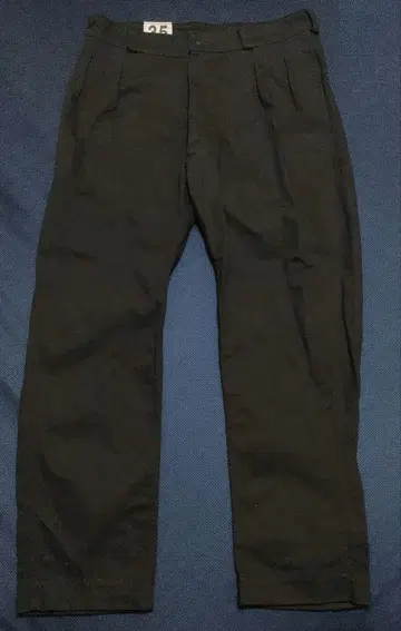 WAIPER.inc 프랑스군 M-52 빈티지 투 턱 치노 트라우저
