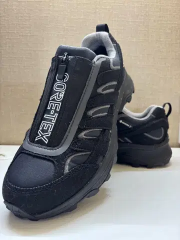 MERRELL GORE-TEX 아웃도어 스니커즈