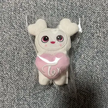 TWICE 7주년 굿즈 BABY LOVERYS 걸이형 참 (더블리)
