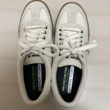 SKECHERS Air-cooled 화이트 스니커즈 25.5cm