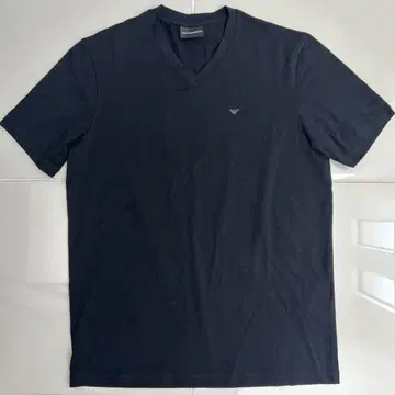 새상품급 EMPORIO ARMANI 엠포리오 아르마니 T셔츠 M 블랙