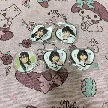 =LOVE 캔뱃지