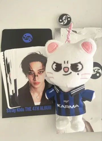StrayKids 지니레트 KARMA skzoo