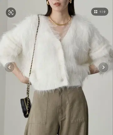LOUNGEDRESS 페더 숏 가디건
