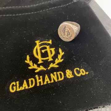 GLAD HAND SILVER RING FAMILY CREST 11호