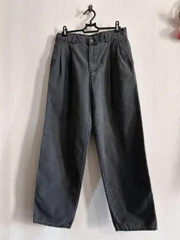 다커스 DOCKERS 데님 슬랙스 그레이 투 턱