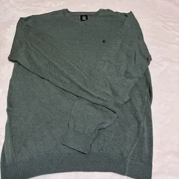VOLCOM 그레이 V넥 니트 L 사이즈