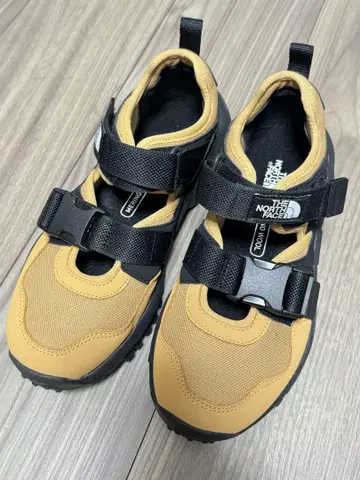 Northface 샌들 화이트 라벨 마운틴 스니커즈