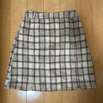 새상품 알라만다 체크 무늬 타이트 스커트 M