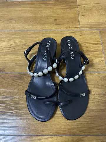 STACCATO 블랙 플립플랍