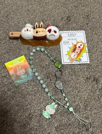 [정품] POPMART 러브브 핸드폰 스트랩과 피규어 세트