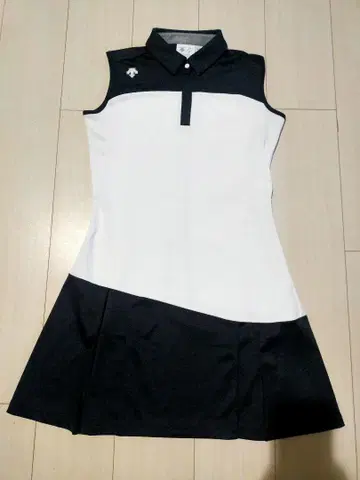 [ 새상품급 ] DESCENTE 슬리브리스 원피스 M 사이즈