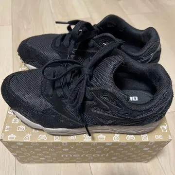 마가렛호웰 MIZUNO TRAINING SHOES 블랙