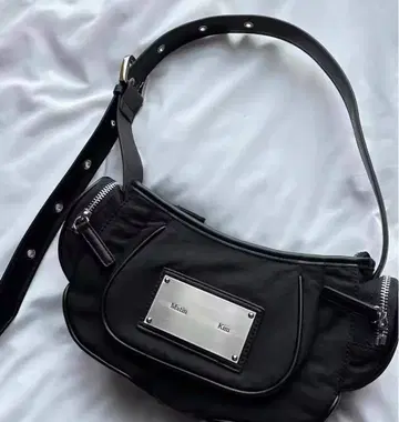 Matin Kim MADELEINE ROUND BAG 숄더백
