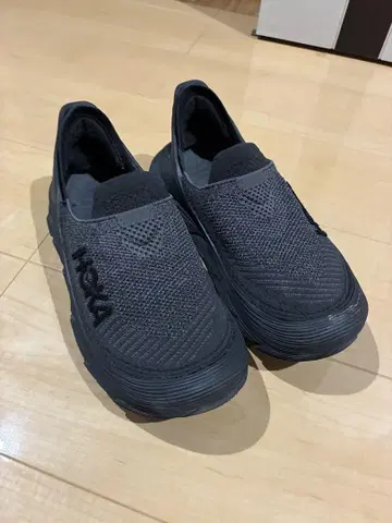 호카 (HOKA) 스니커즈 블랙 1134532-BBLC 25cm