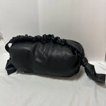 초레어 디자인 melt the lady 가죽 백 원숄더