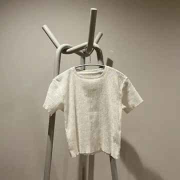 [ 거의 새상품 ] TODAYFUL 반팔 티셔츠 상의