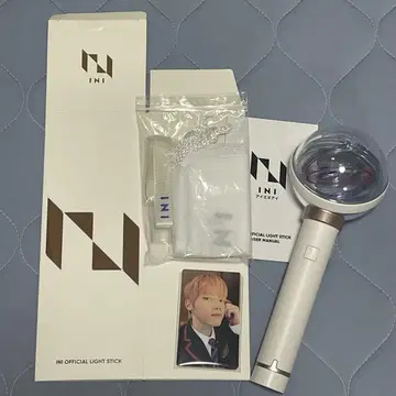 INI 공식 응원봉