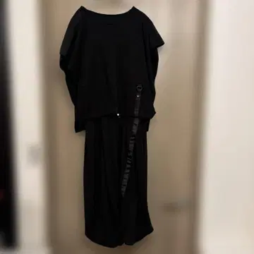 새상품급 LASUD 블랙 티셔츠 원피스 반팔